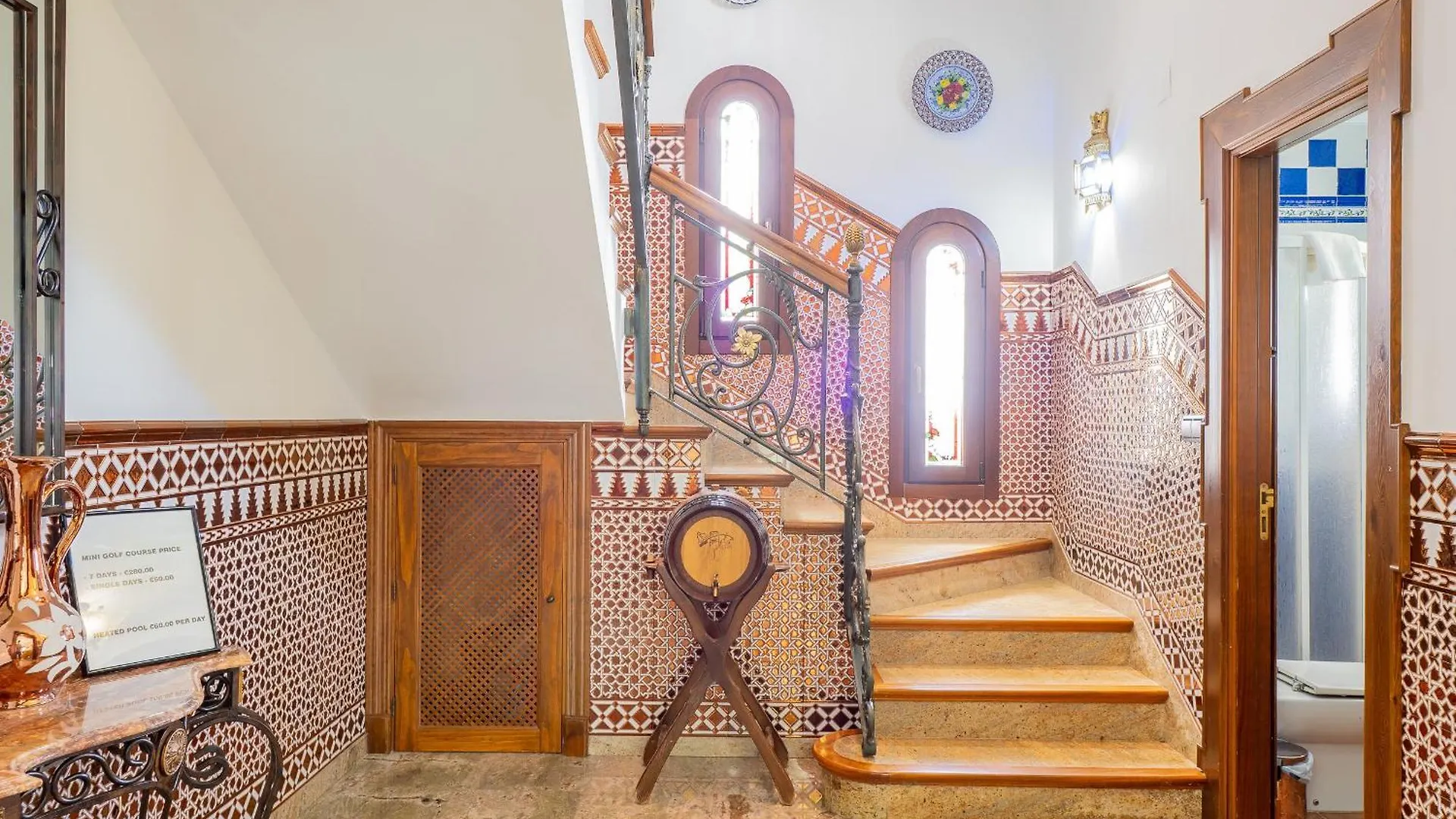 Cubo'S Villa Fina & Minigolf Included Malaga