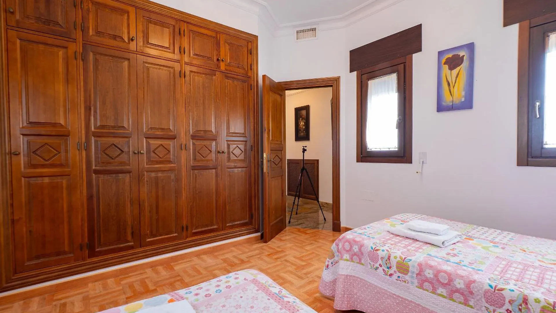 Cubo'S Villa Fina & Minigolf Included Malaga Spain