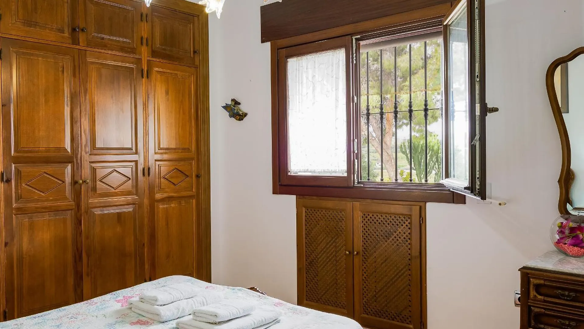 Cubo'S Villa Fina & Minigolf Included Malaga