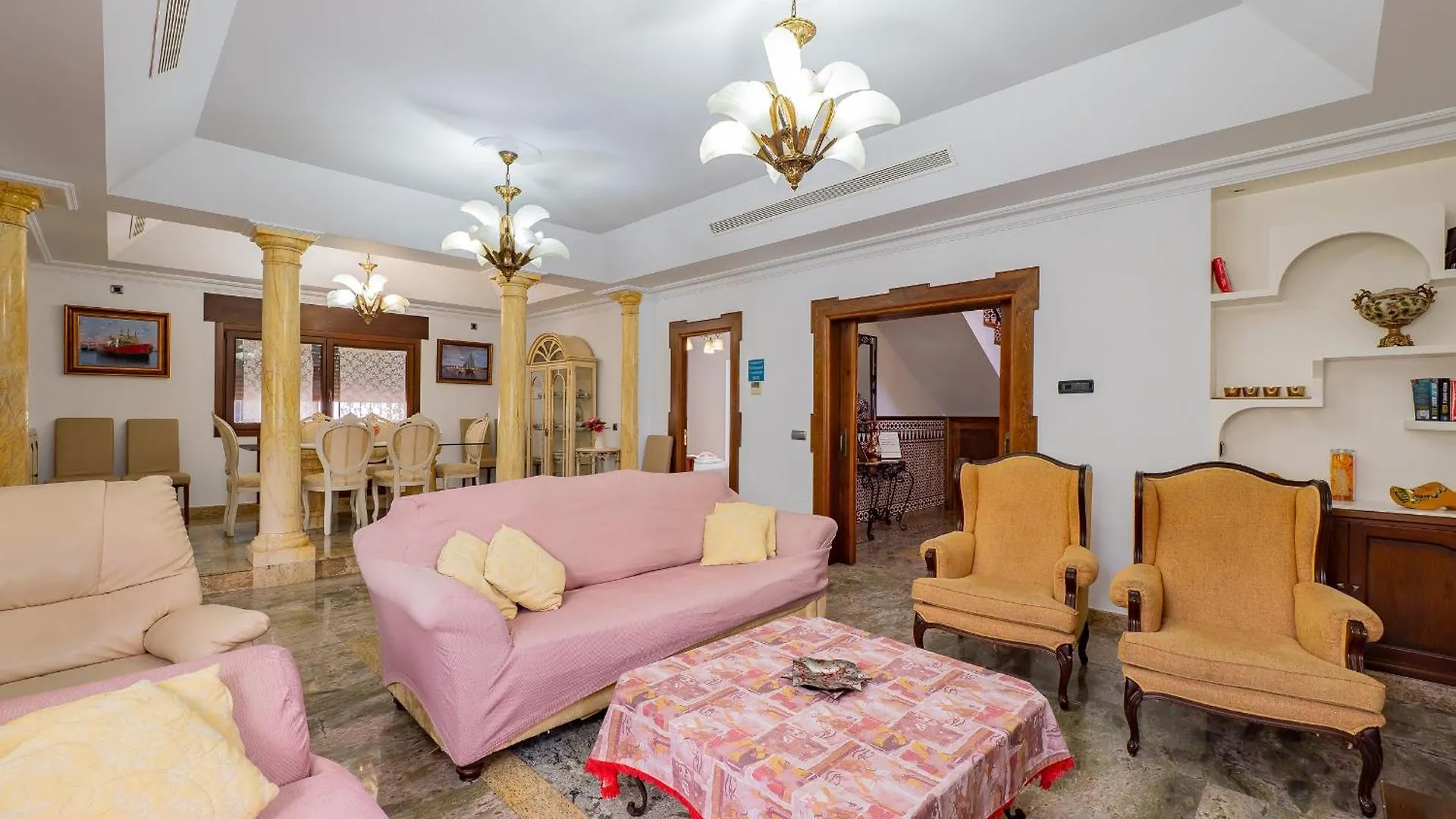 Cubo'S Villa Fina & Minigolf Included Malaga