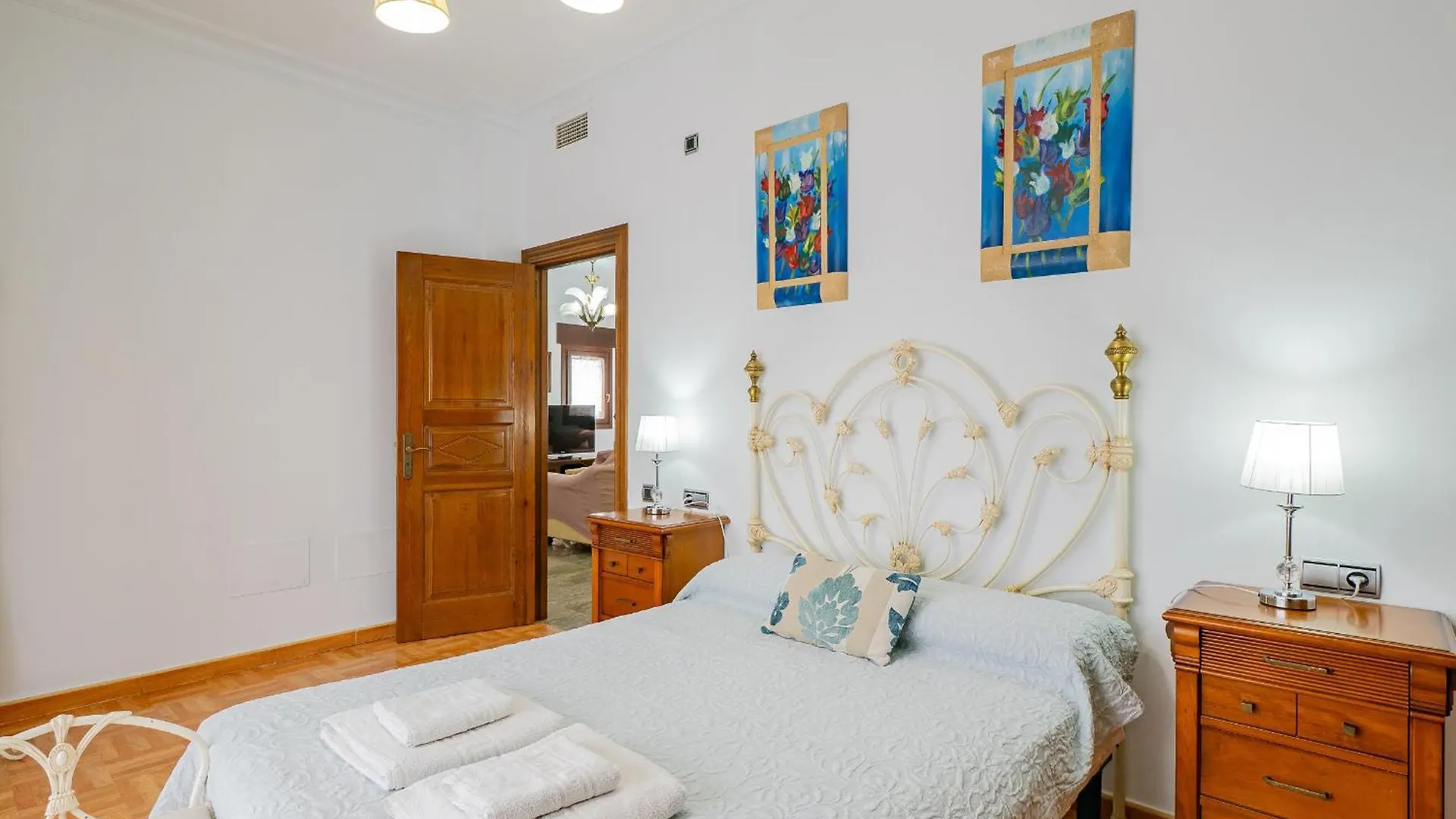 Cubo'S Villa Fina & Minigolf Included Malaga Spain